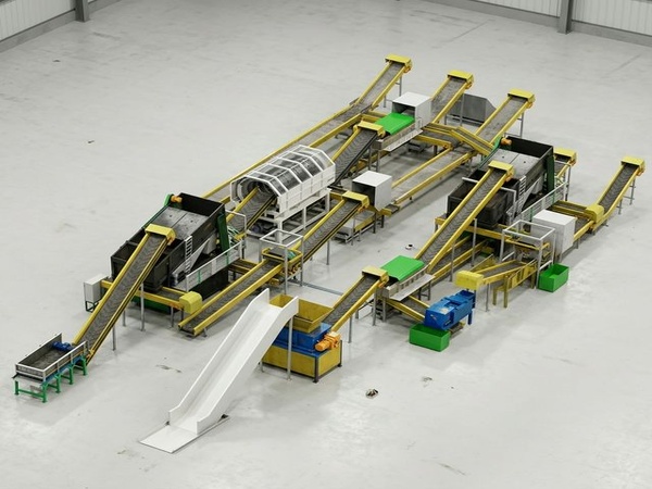 陳腐垃圾分揀處理設(shè)備生產(chǎn)線