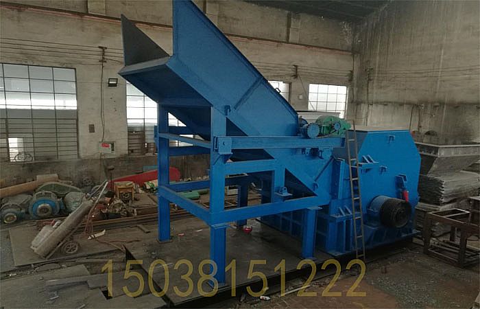 金屬破碎機