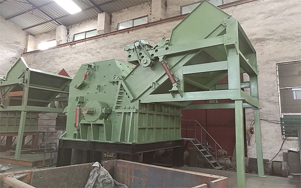 廢舊金屬破碎機