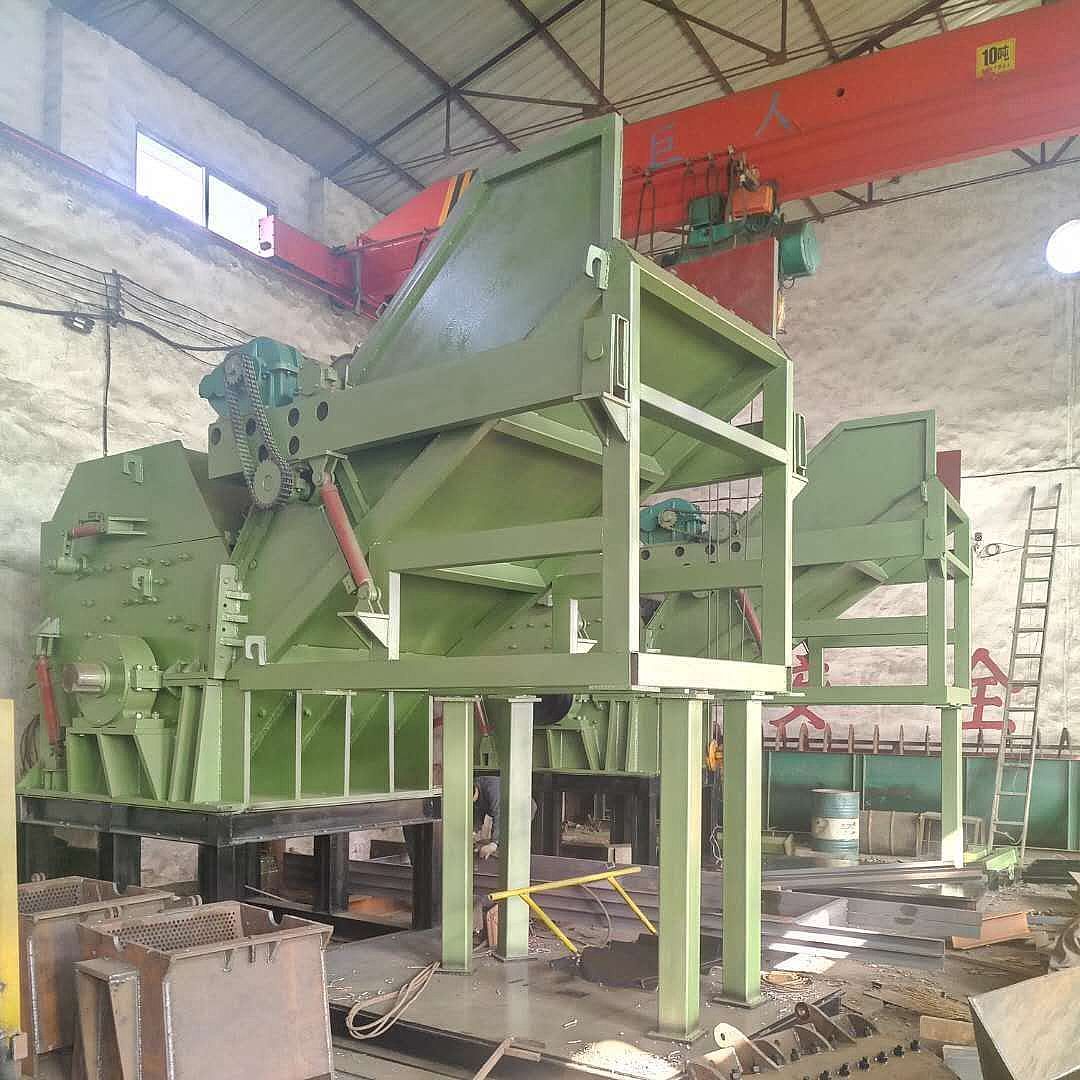 900馬力金屬破碎機