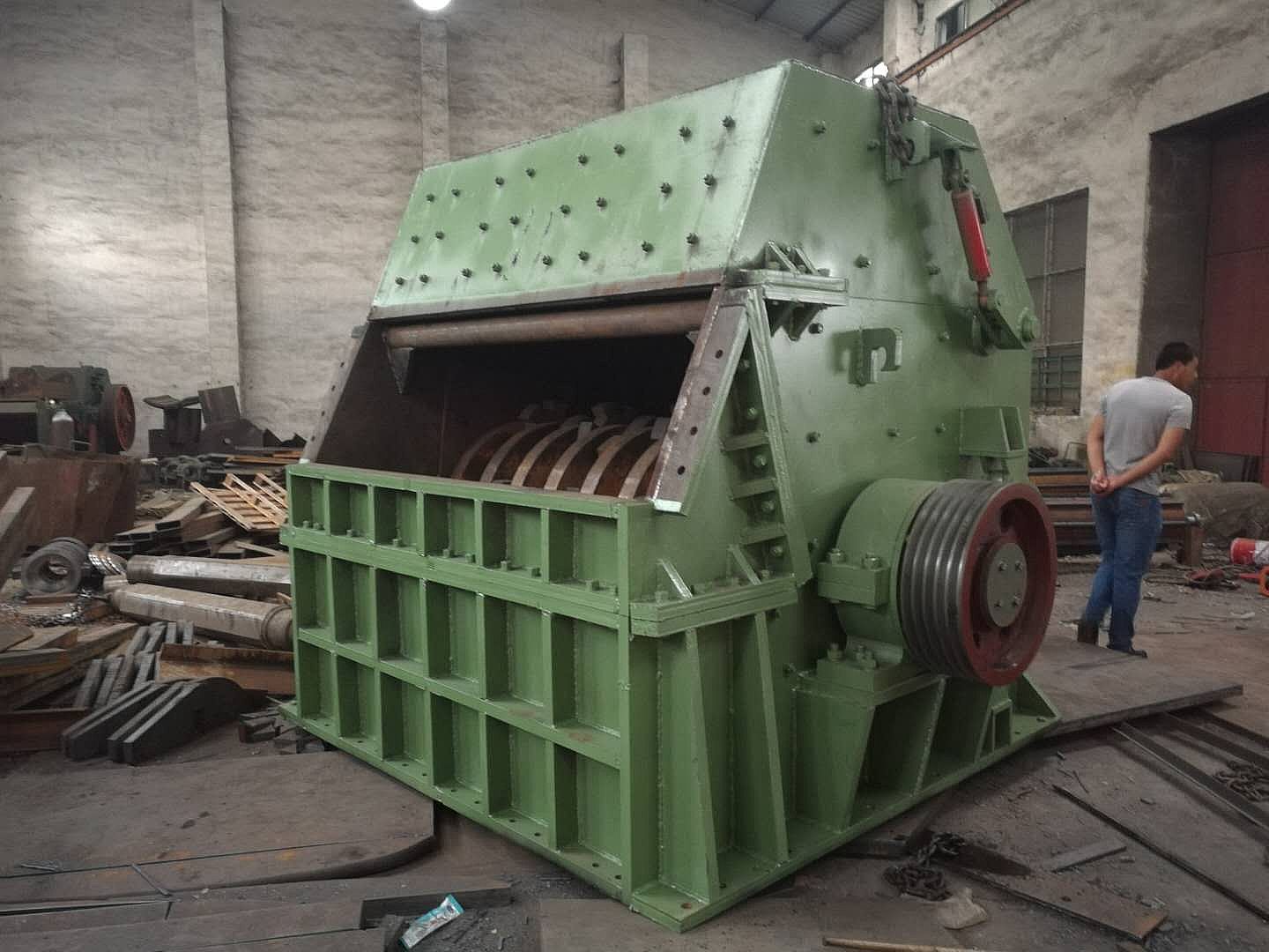 廢鋼破碎機(jī)