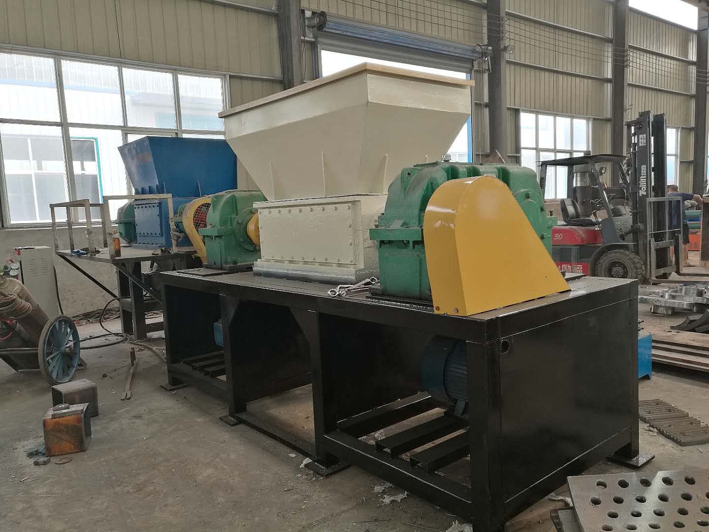 鋼筋撕碎機(jī)