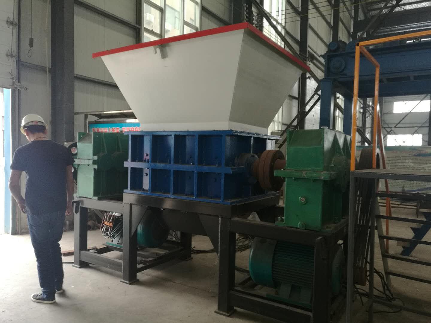 鋼筋撕碎機(jī)